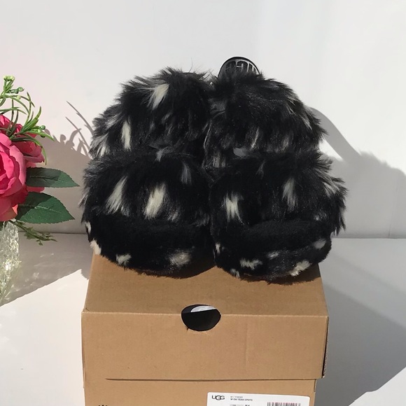 UGG OH Yeah Spots - Picture 2 of 9